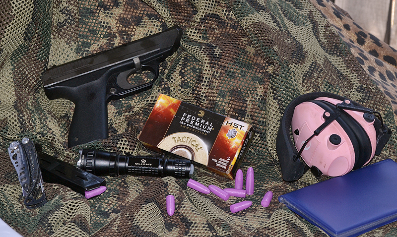 HK VP70 on display at a collectors gathering